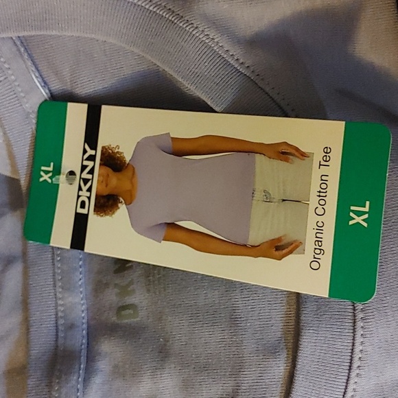 NWT DKNY Women's 100% Organic Cotton Short-Sleeve Crew Neck purple T-Shirt - Picture 4 of 6